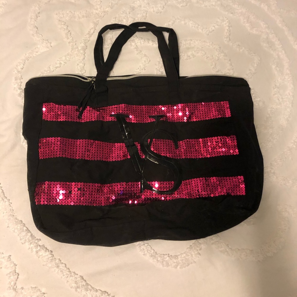 Victoria’s Secret weekend bag - Picture 1 of 4